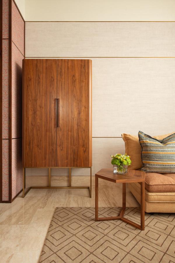 Shirvan Hotel City Yard Djedda Buitenkant foto A room at the Mandarin Oriental