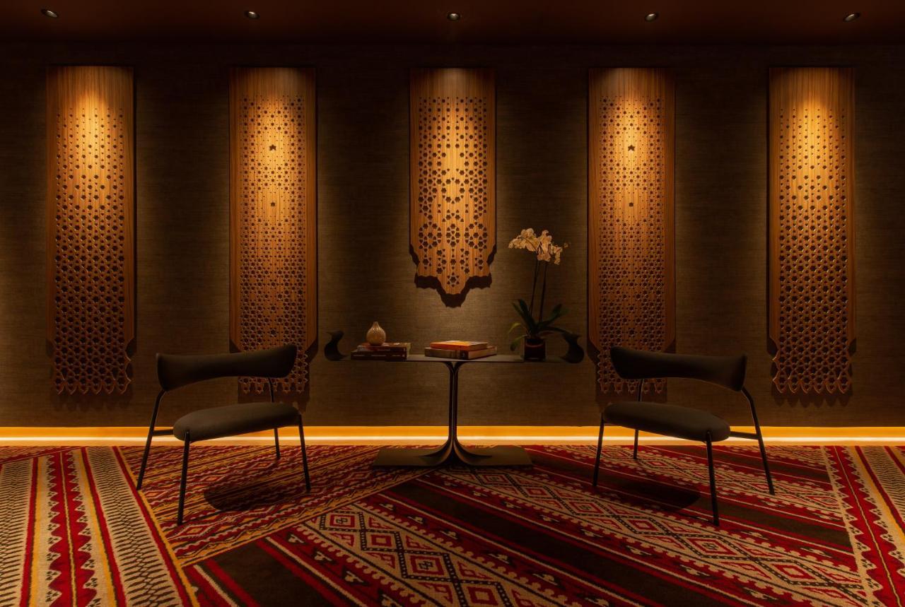 Shirvan Hotel City Yard Djedda Buitenkant foto The interior of the lounge