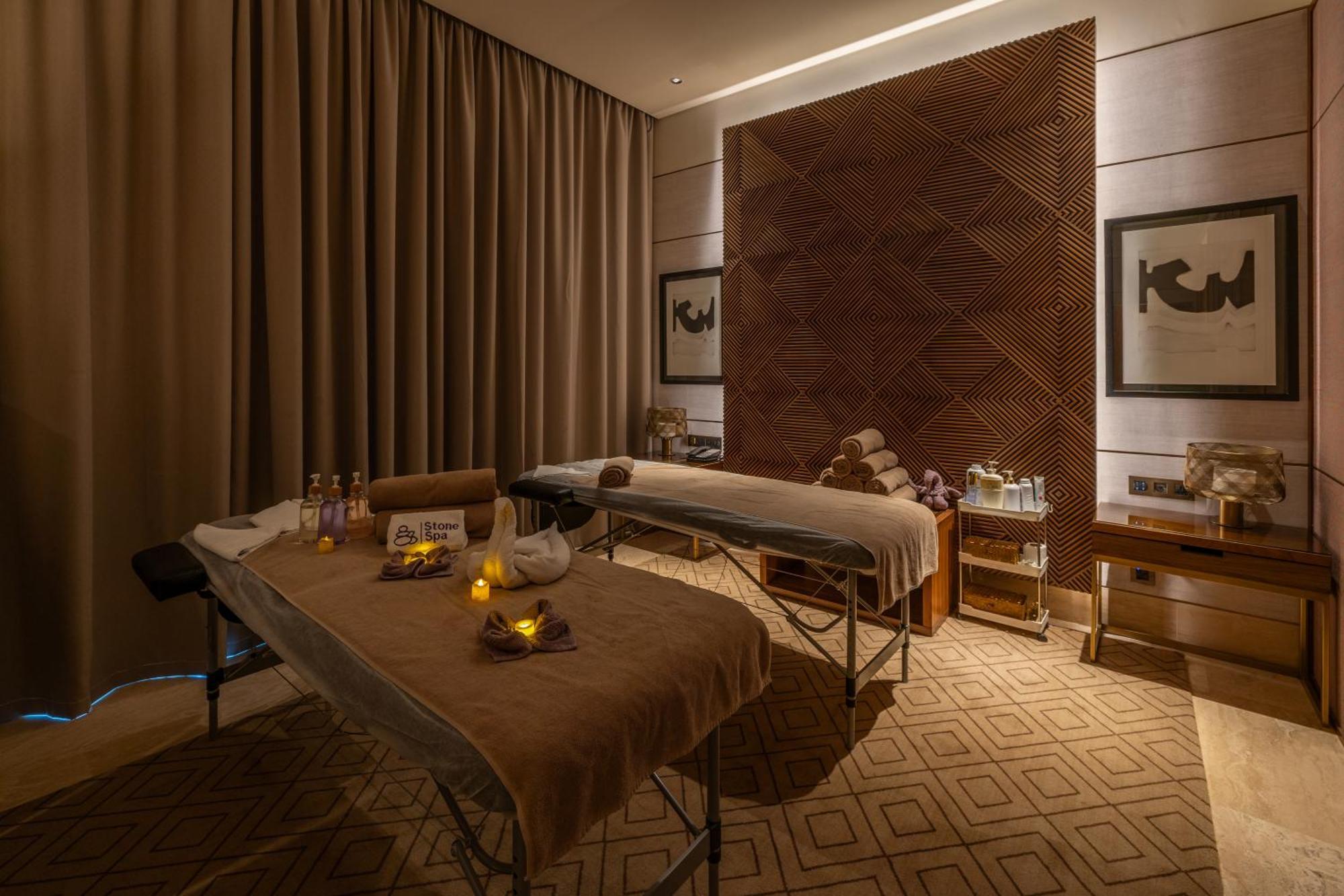 Shirvan Hotel City Yard Djedda Buitenkant foto Spa treatment room